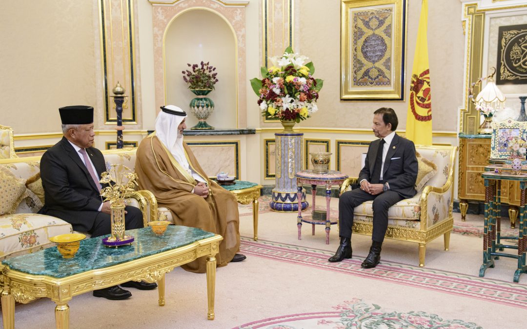 Kebawah Duli Yang Maha Mulia Paduka Seri Baginda Sultan Haji Hassanal Bolkiah Mu’izzaddin Waddaulah ibni Al-Marhum Sultan Haji Omar ‘Ali Saifuddien Sa’adul Khairi Waddien, Sultan dan Yang Di-Pertuan Negara Brunei Darussalam berkenan menerima mengadap Setiausaha Agung, OPEC