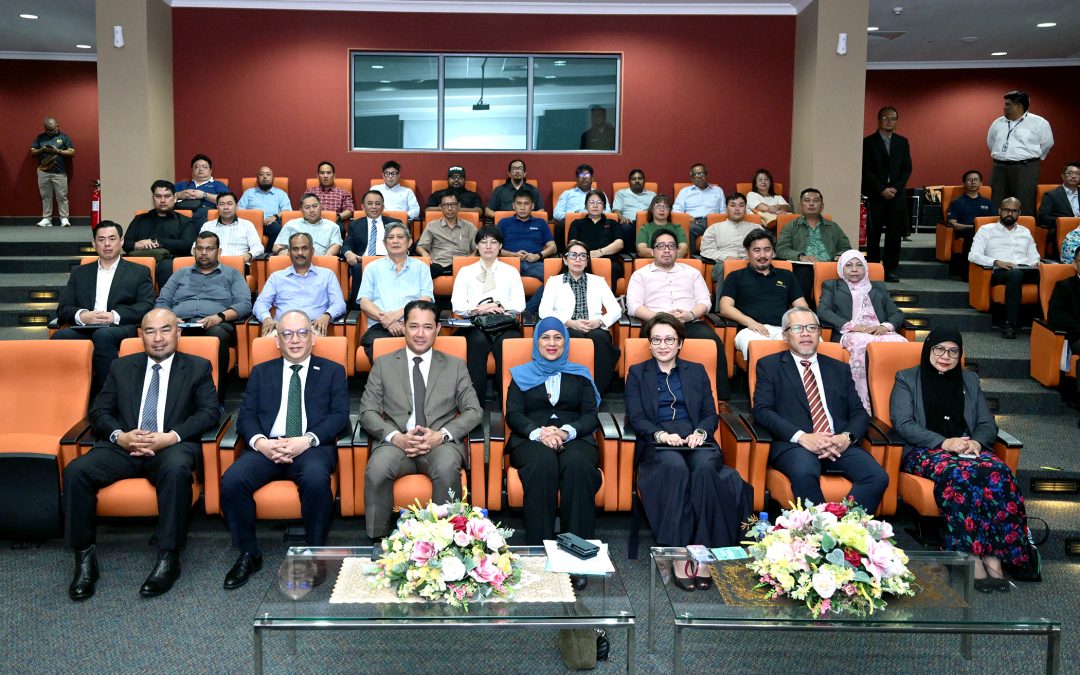 Sesi Townhall Memangkin Amalan Kecekapan Tenaga dan Integrasi Solar di Taman Perindustrian Sungai Bera